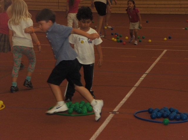 Village Camps International Summer Camp VDC Geneva 2016-08-12 https://www.villagecamps.com/journals_admin/images/312-23-Picture 034.jpg